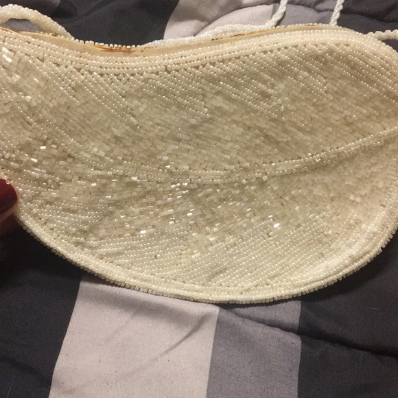 Purse - Picture 2 of 5